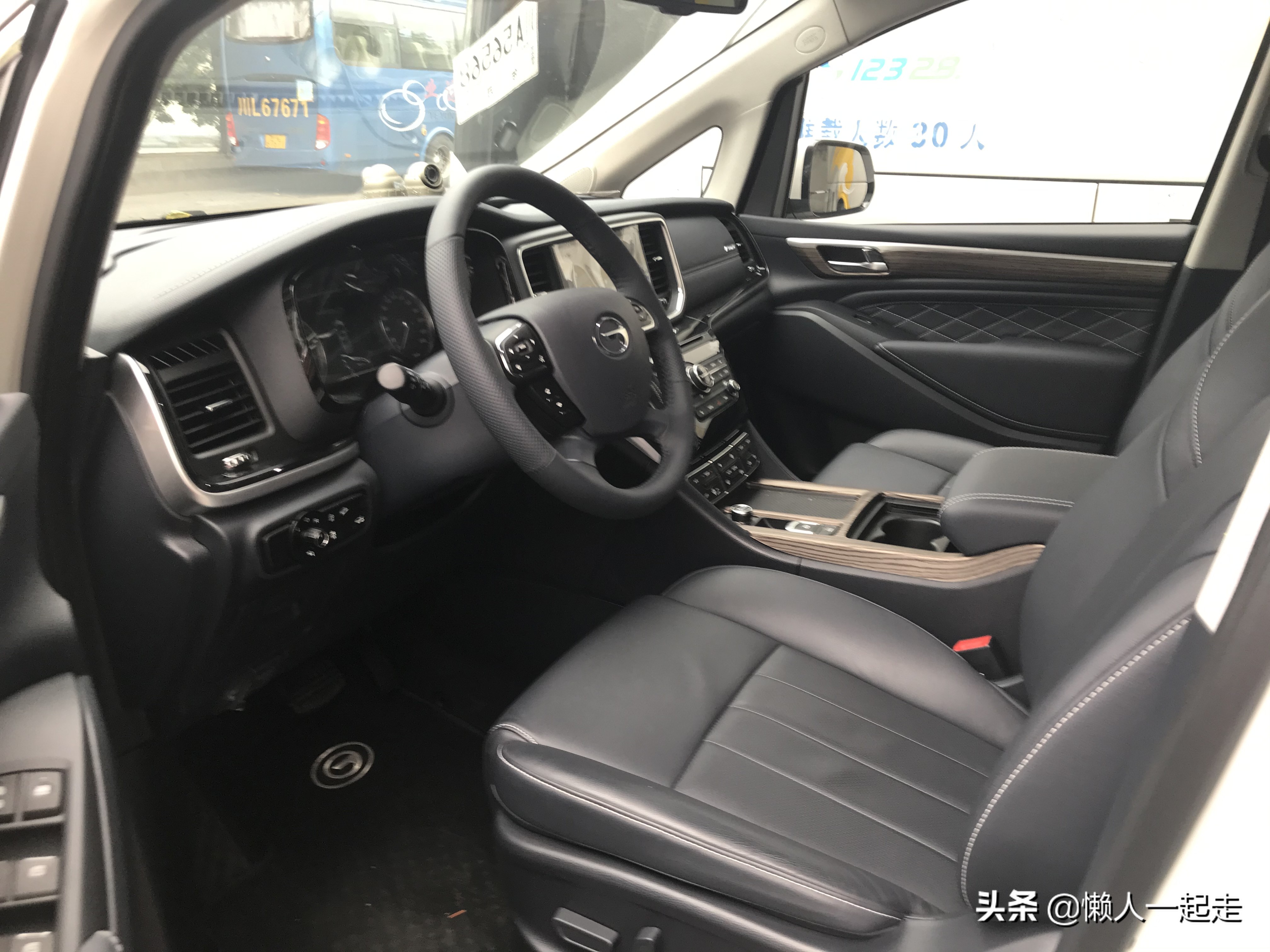 如果租车发生事故对方全责,如果租车车行驶中坏了怎么办