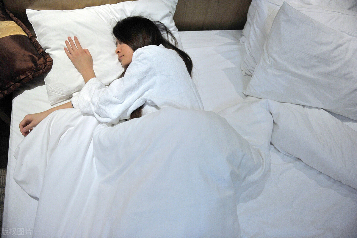 酒店试睡员月薪过万只是睡觉吗,酒店试睡员到底是个什么样的工作