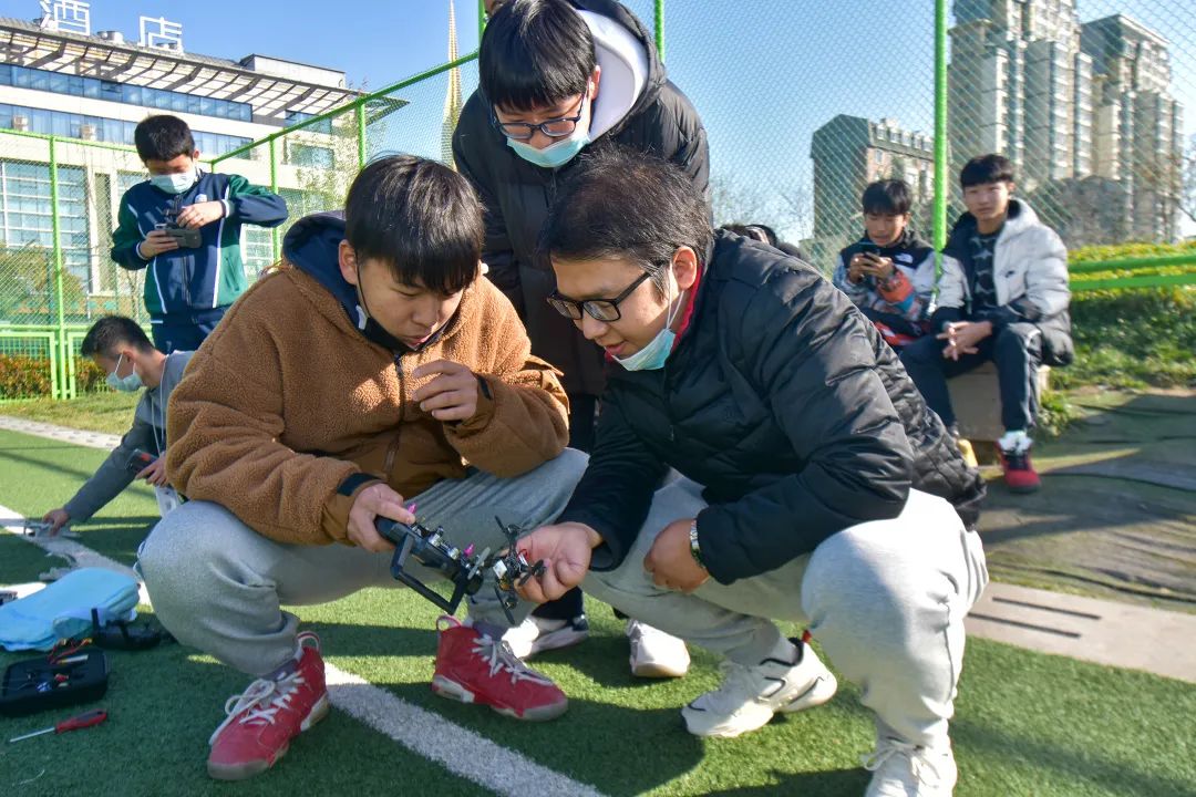 “疆”遇良才！滨城泰达校企合作，科技助力学生“飞天”梦