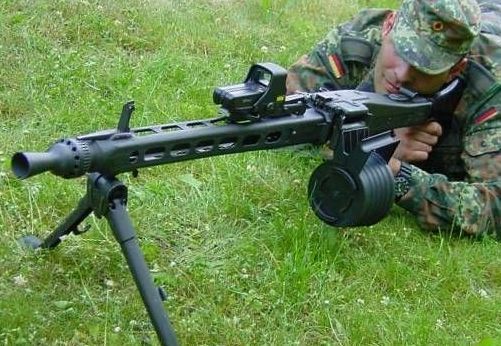 德国mg42通用机枪现代版,mg42机枪有多厉害