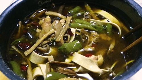 成都人小心！到这三个小区里吃“鬼饮食”？进去了就别想出来