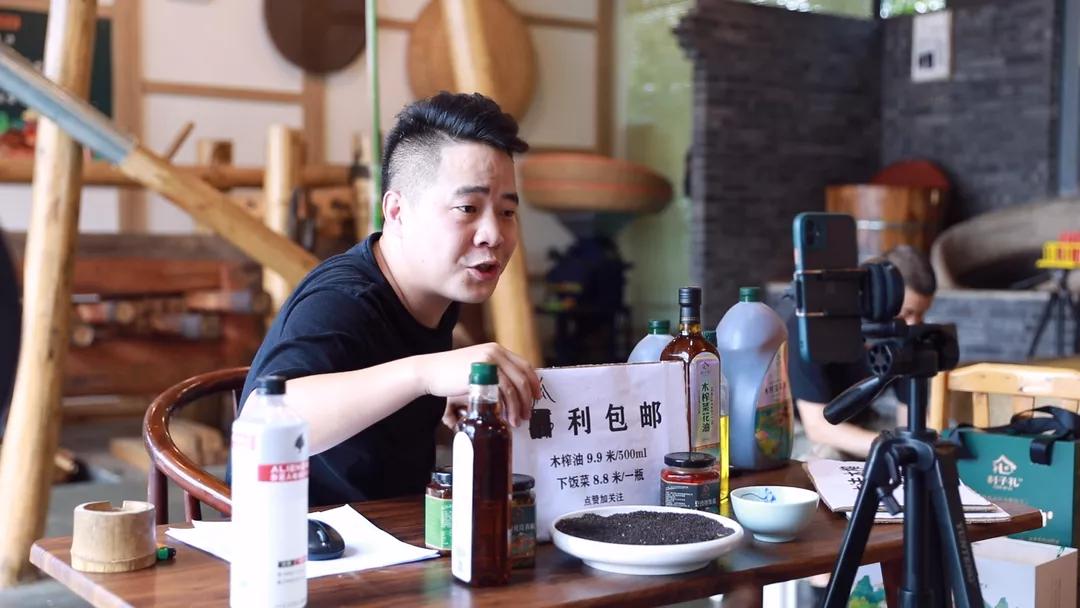 青杠树村最美乡村,带你走近最美乡村青杠树村