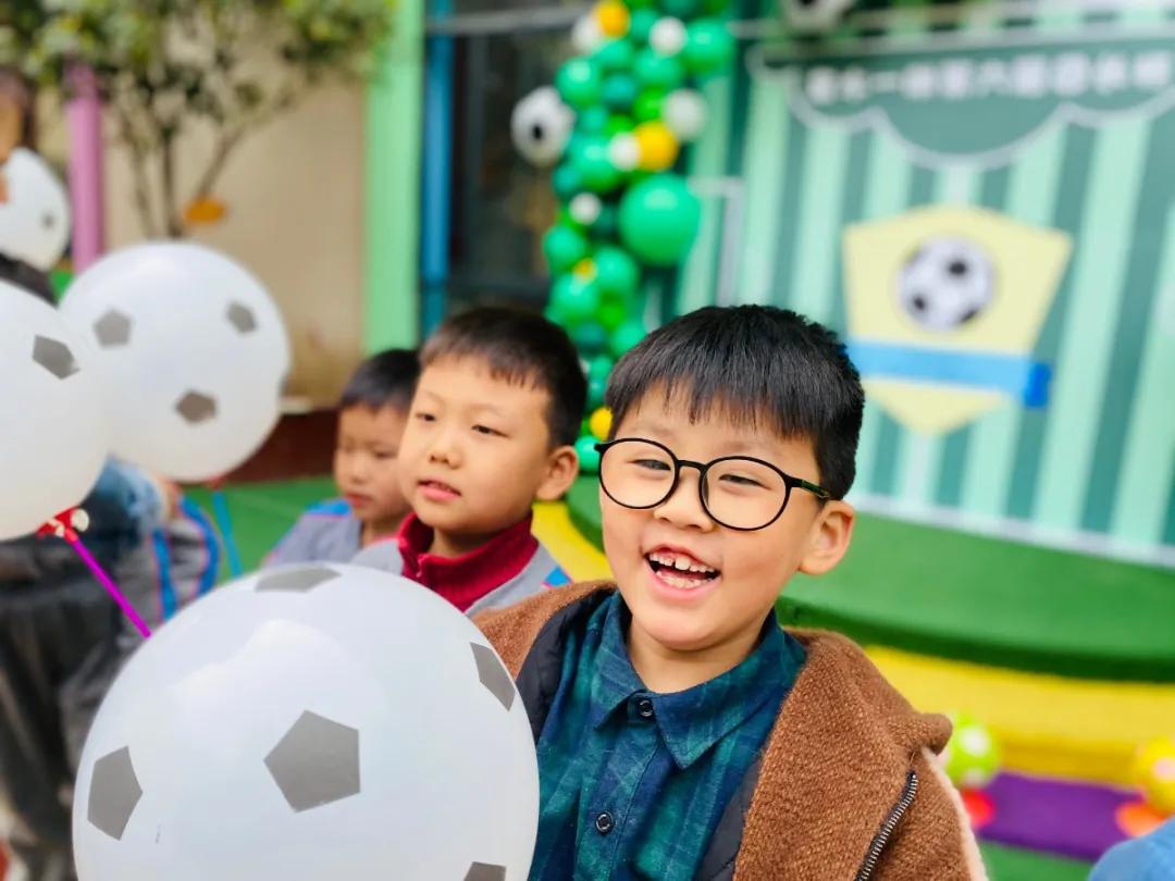 幼儿园足球嘉年华足球比赛视频,幼儿园足球主题游园活动