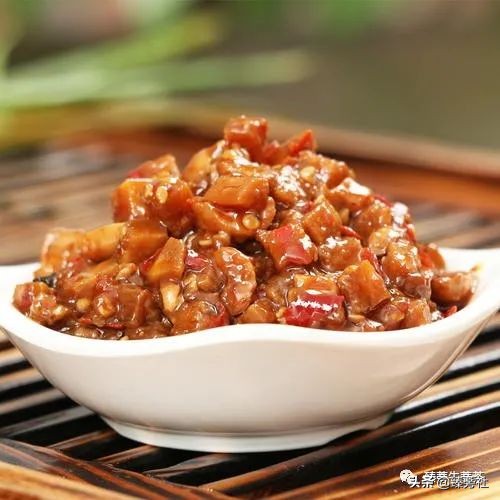 牛蒡怎么吃牛蒡的常见吃法,鲜牛蒡的吃法及禁忌