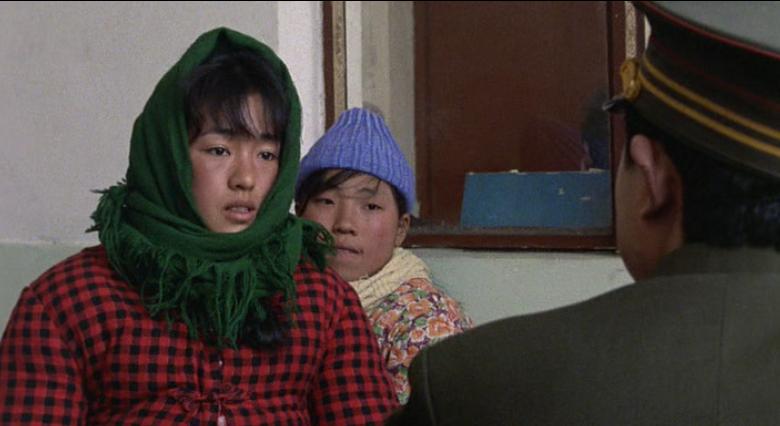 能把一位农村妇女演的土得掉渣，除了巩俐之外，想不到第二个人了