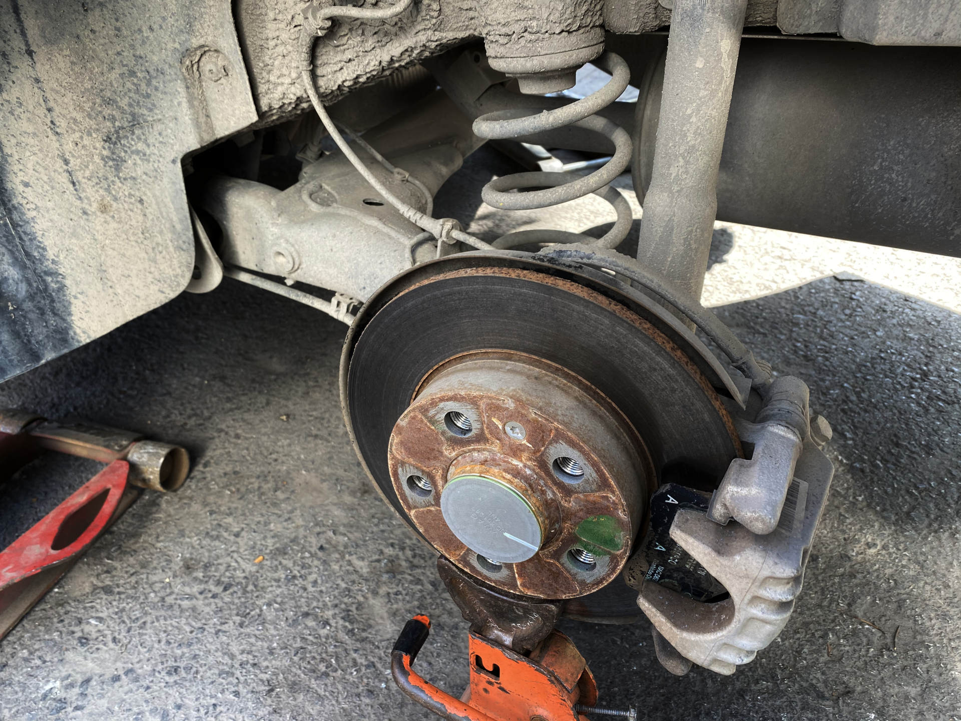 去年换马牌,今年换米胖子,虽是买菜车,也要穿好鞋