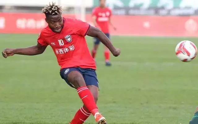 惊险晋级|长安竞技看台上神秘嘉宾的神预言