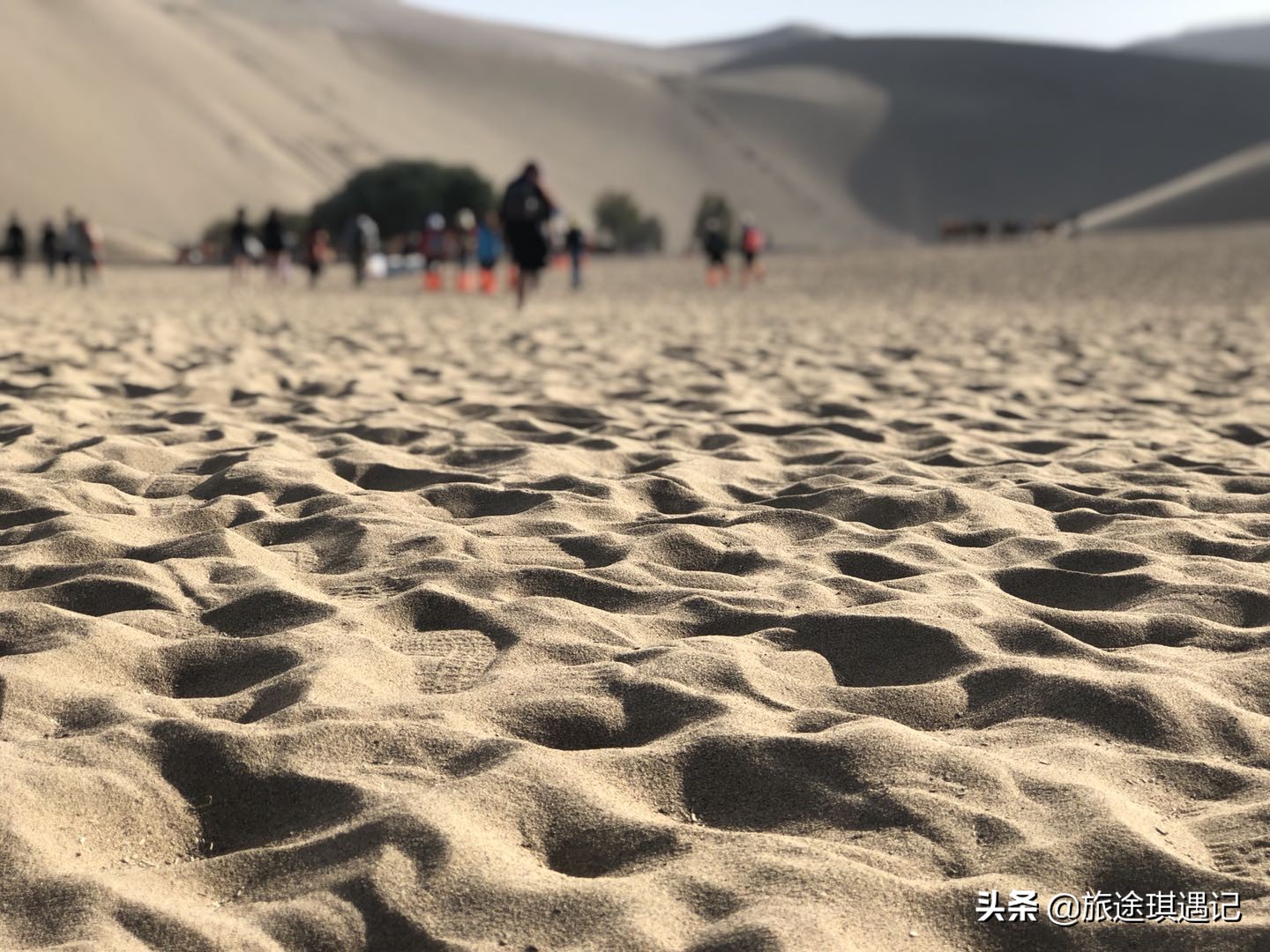 玩遍新疆需要用多少钱多少天,鸣沙山月牙泉游玩项目价格表