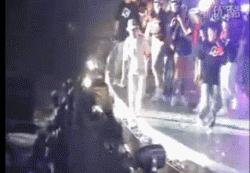 老戏骨们力挺刘德华,众星力挺华谊的视频