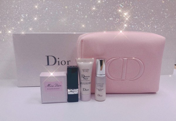 迪奥dior限量版化妆包,Dior红色化妆包