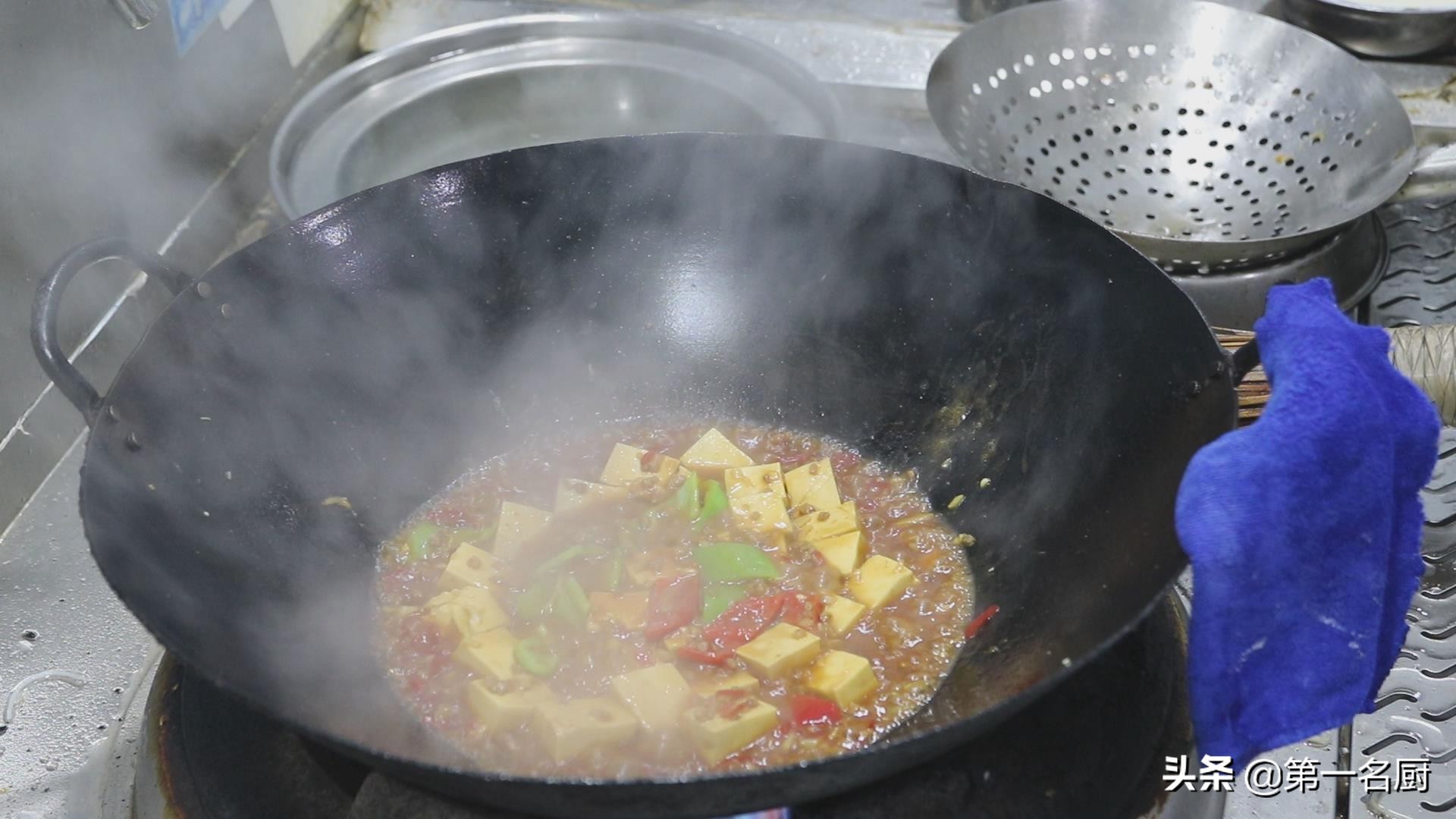 豆腐这样做筋道入味超下饭,豆腐这样做超级下饭