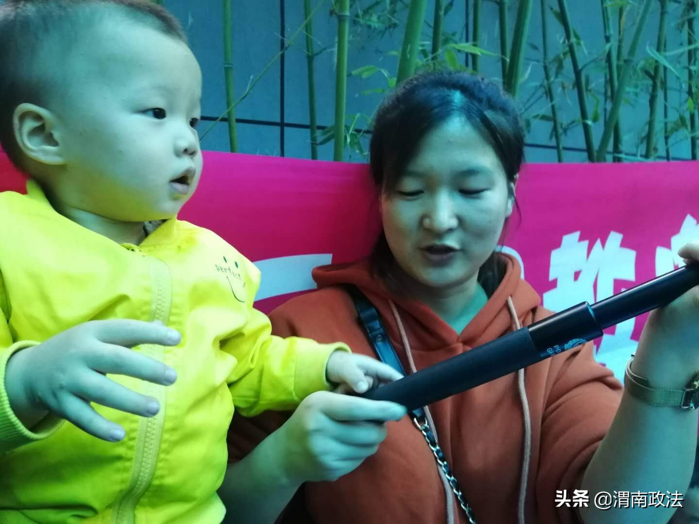 庄河萌娃走进警营感受别样警彩,萌娃进警营体验别样精彩