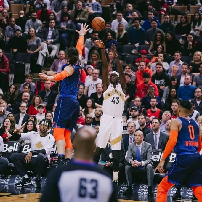 又见垫脚？18卡被吹一级恶犯！但他立刻找对手道歉！这态度没毛病