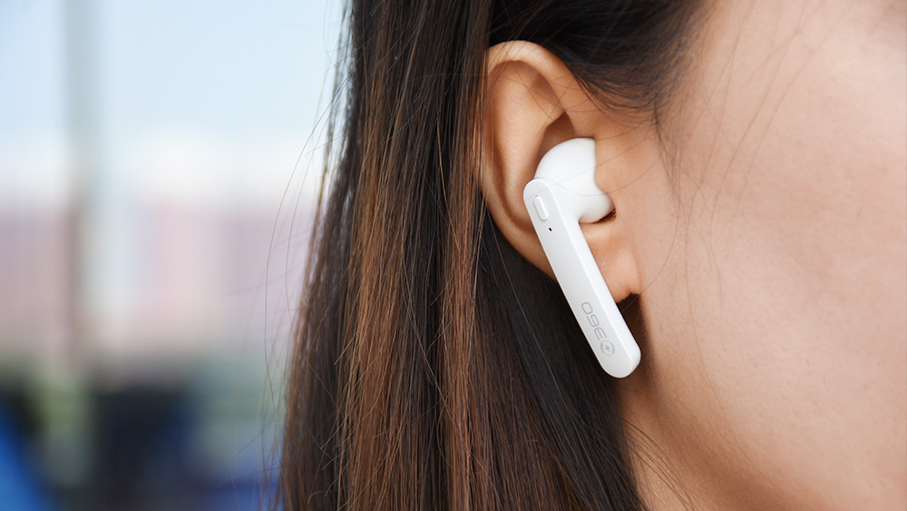 是国产AirPods还是老周的音乐梦？PlayBuds真无线蓝牙耳机