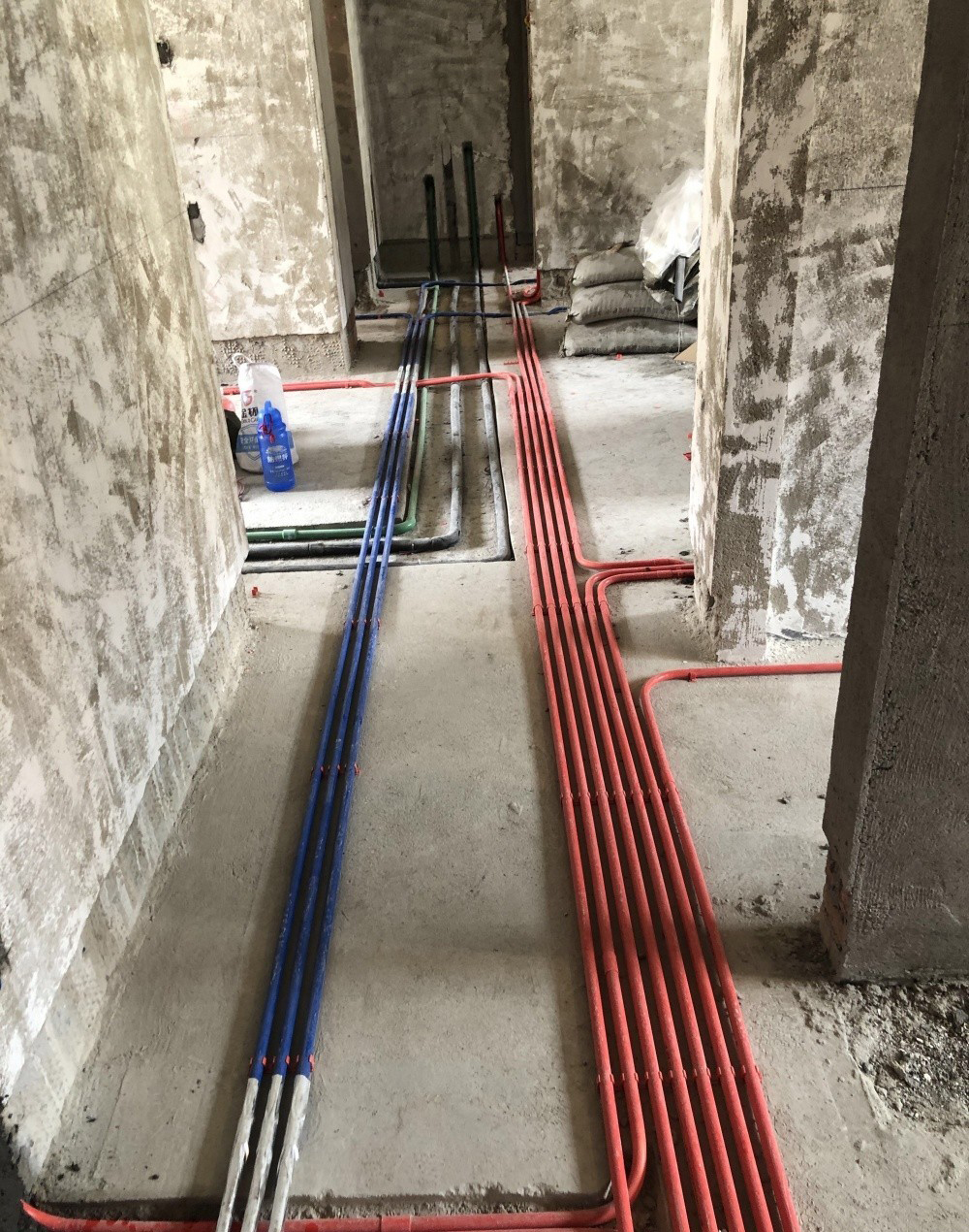 金地三千府别墅装修庭院实景,金地三千府装修设计案例效果图