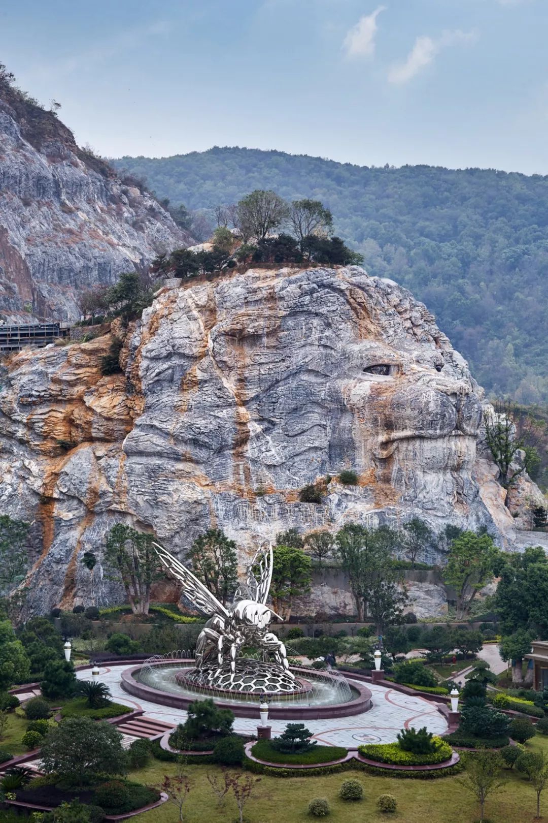 南京废弃游乐园怎么回事,南京最大的烂尾游乐场