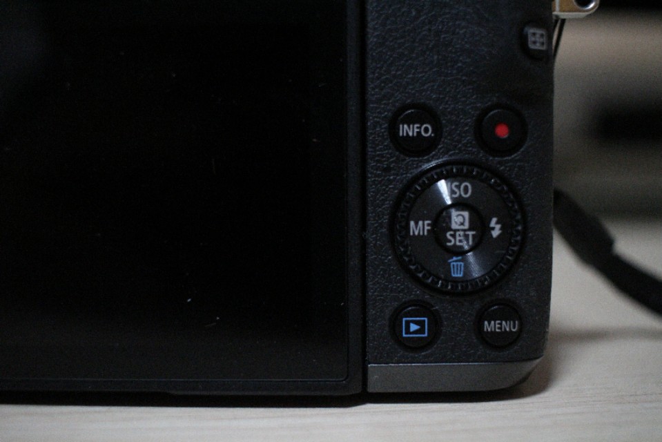 佳能eosm6怎么全面使用,佳能eosm6使用教程入门