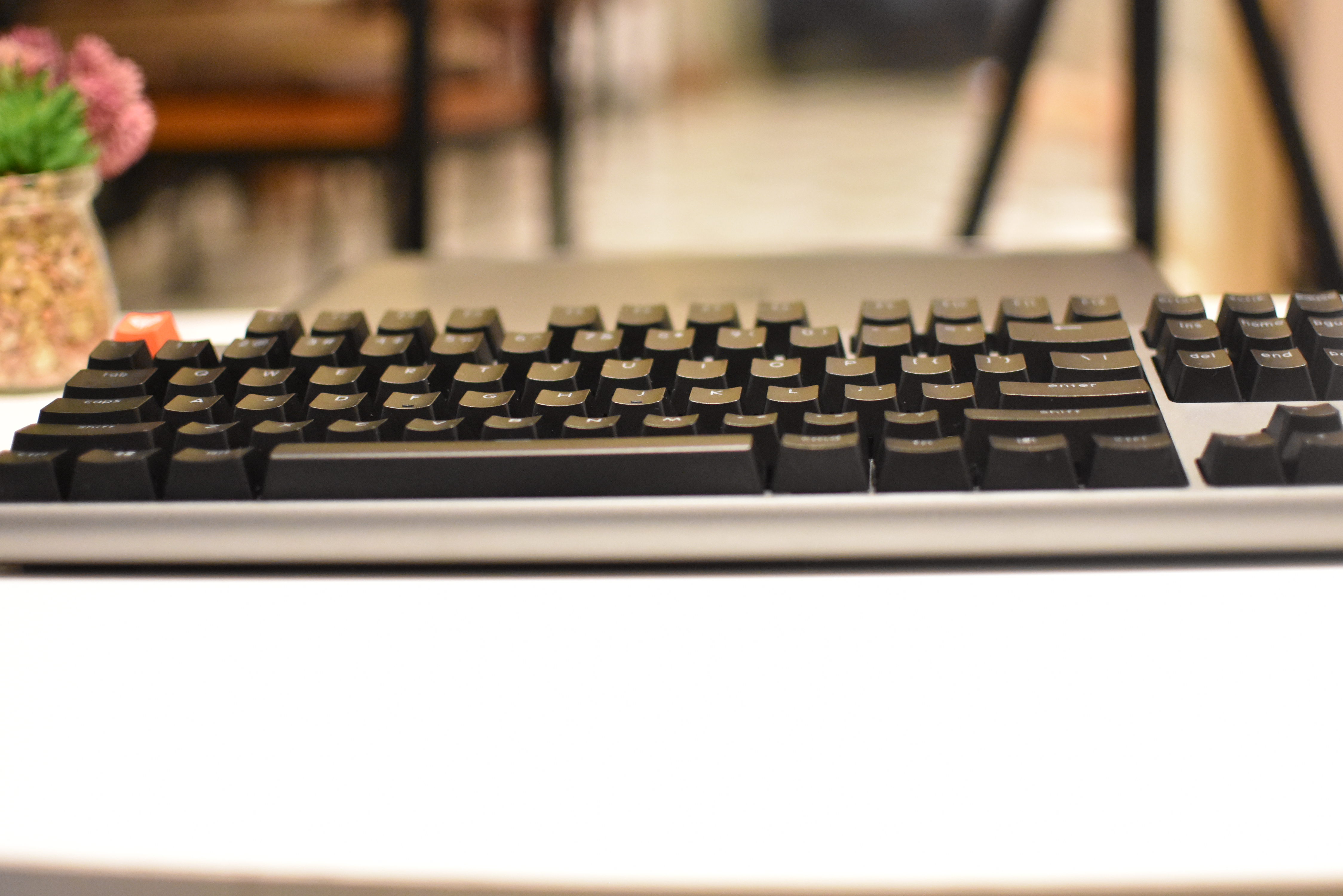 机械键盘办公静音,机械键盘哪种比较静音