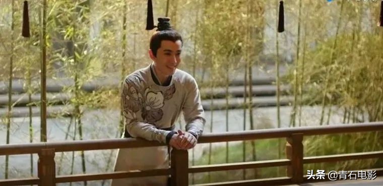 男二果然都是用来助攻的，而初恋是用来回忆的！