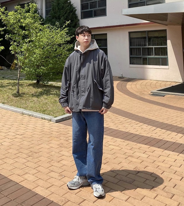 微胖女生纸片人上衣搭配,微胖男孩冬季穿搭精选