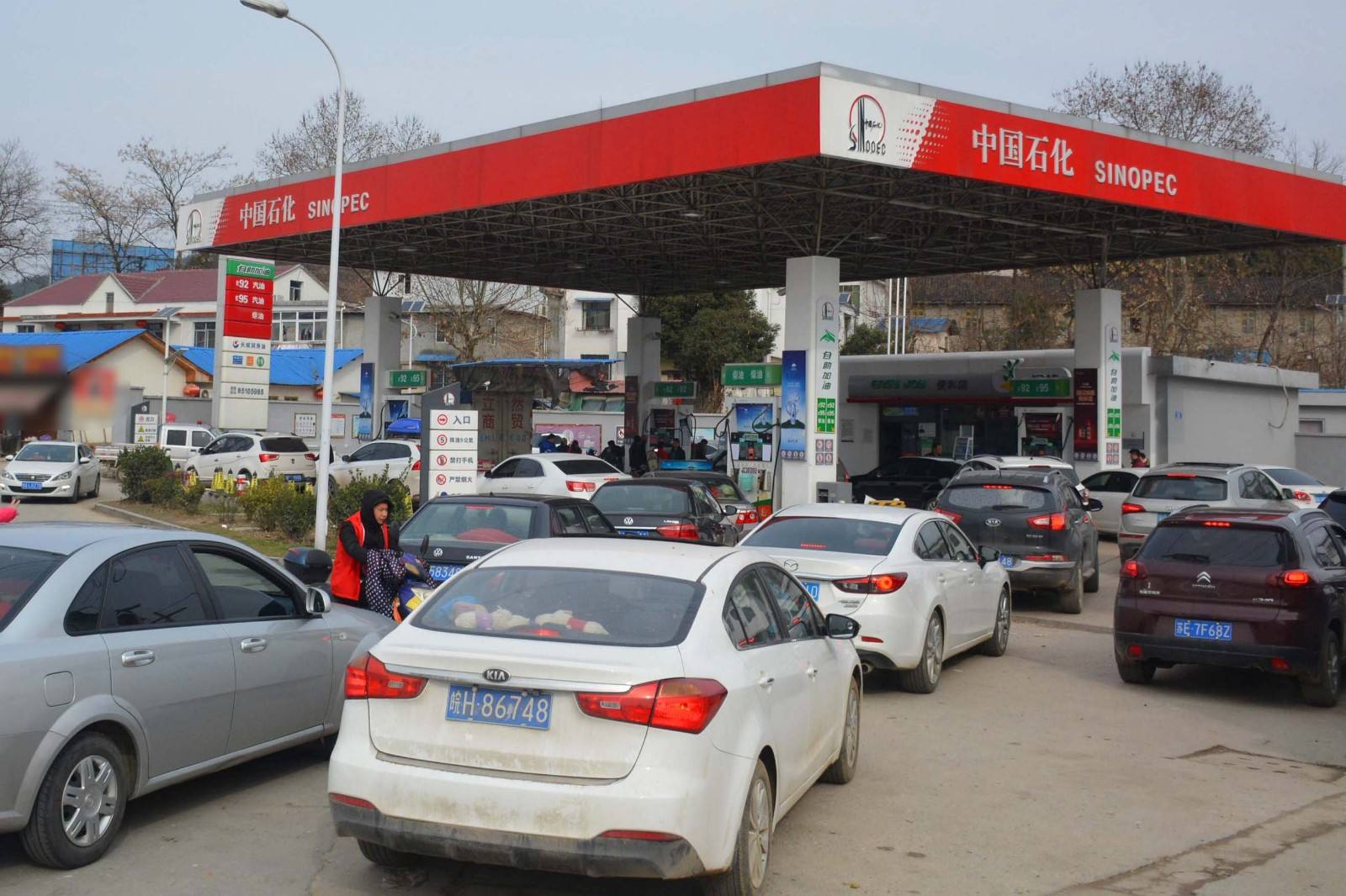 科帕奇加95号油比加92号油省油吗,92汽油和95汽油区别哪个省油