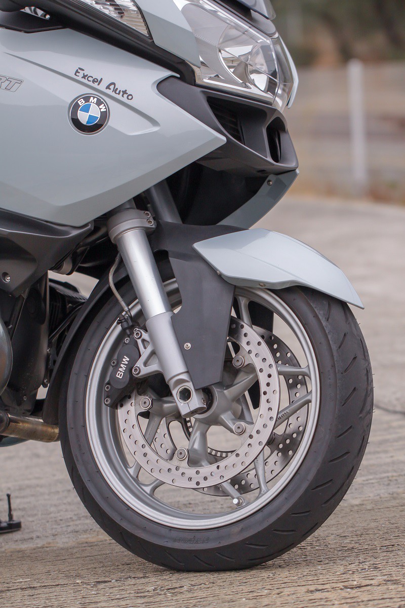 宝马r1200r深度测评,宝马警用摩托车r1200rt