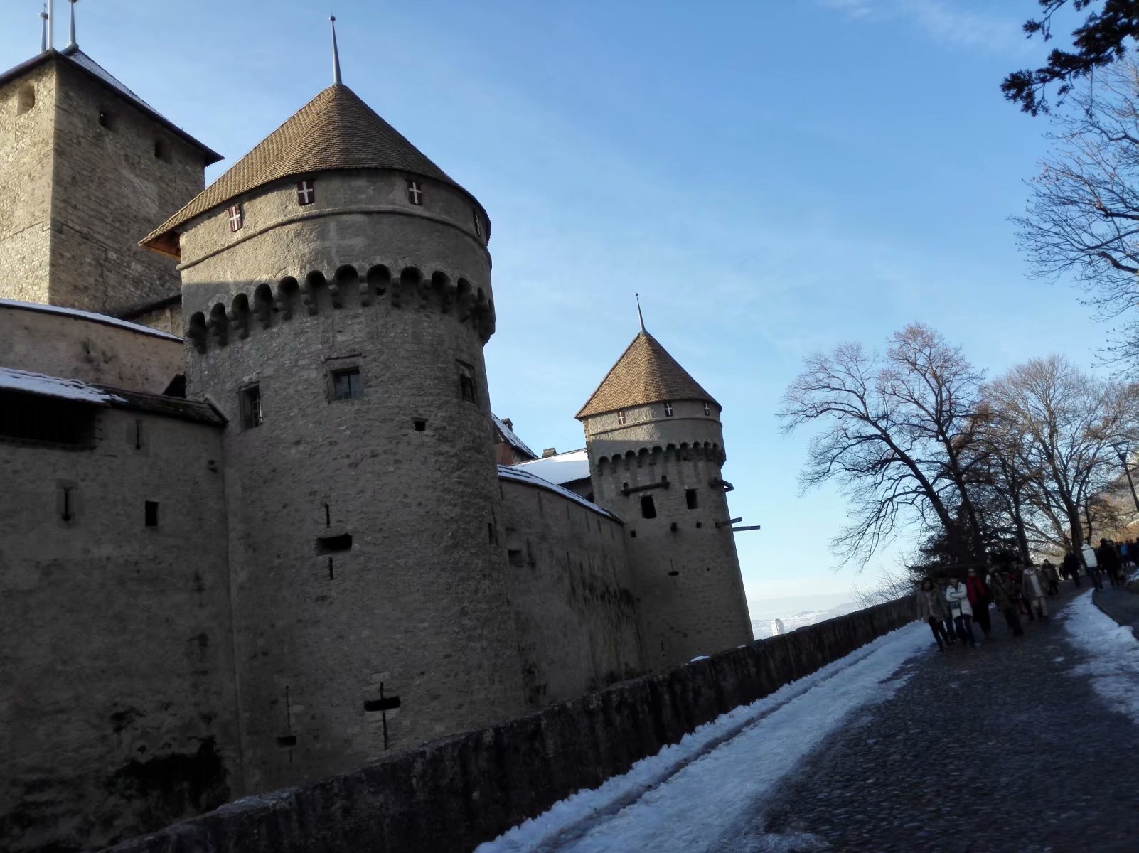 瑞士最美古堡在哪里,瑞士西庸城堡在哪个城市