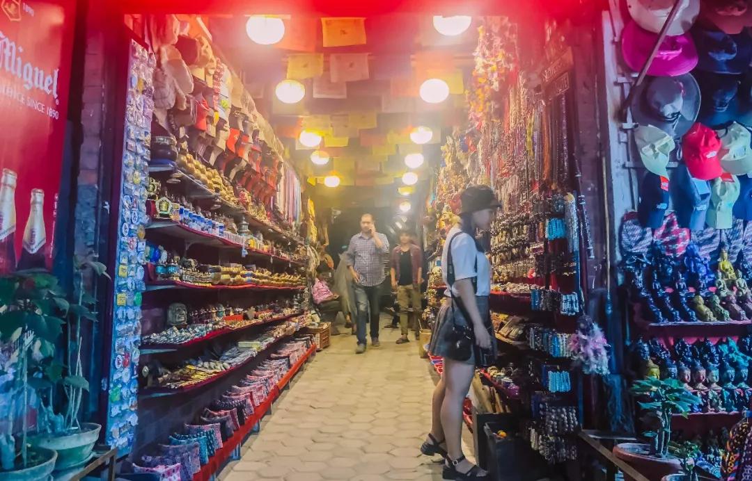 *局骗**和微笑，3000元带你体验双面尼泊尔