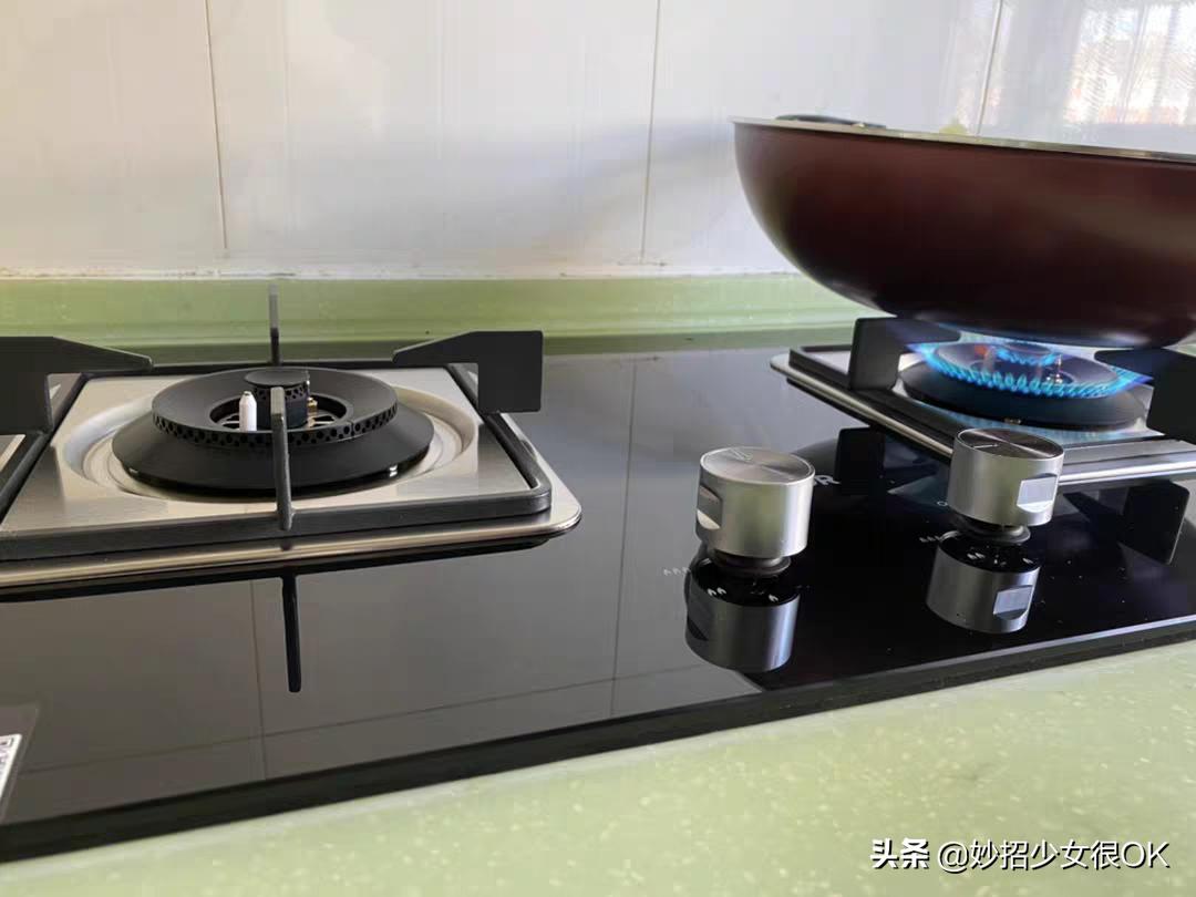煤气灶打不着火怎么办教你三招,煤气灶打不着火怎么办换了电池