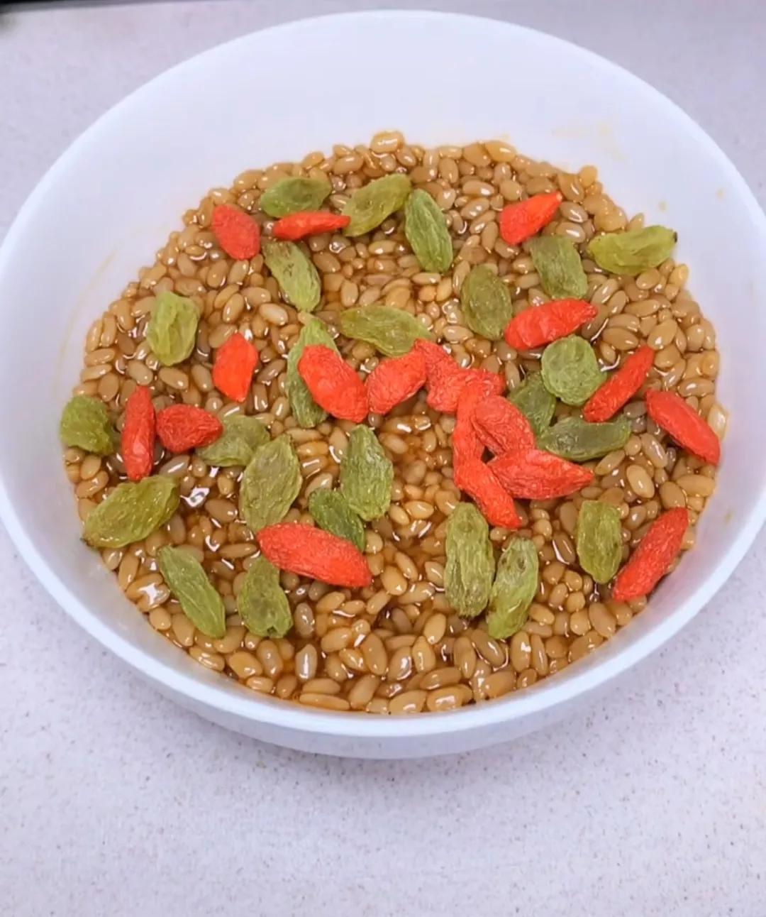 糯米饭怎么做不粘碗,糯米饭蒸夹生的原因