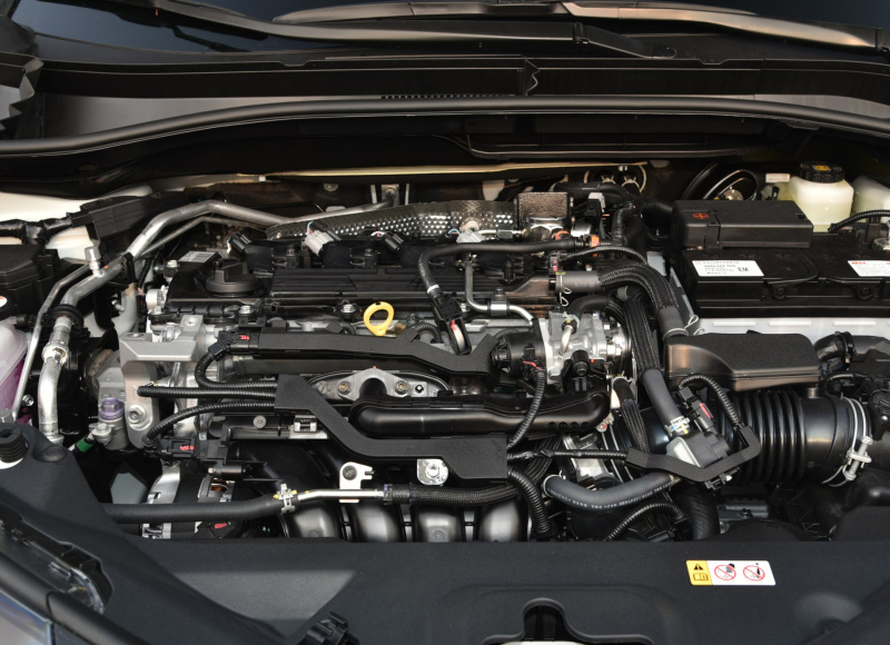 丰田c-hr和逍客哪个好,标配10气囊