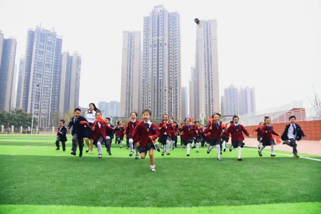 成都龙泉最好的私立小学,成都龙泉最好的小学