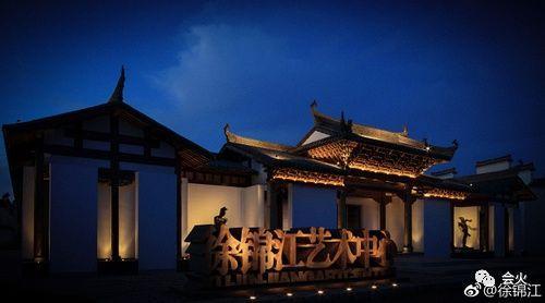 他外表凶狠,内心文艺,曾纵横各类电影,一幅画能卖几十万?