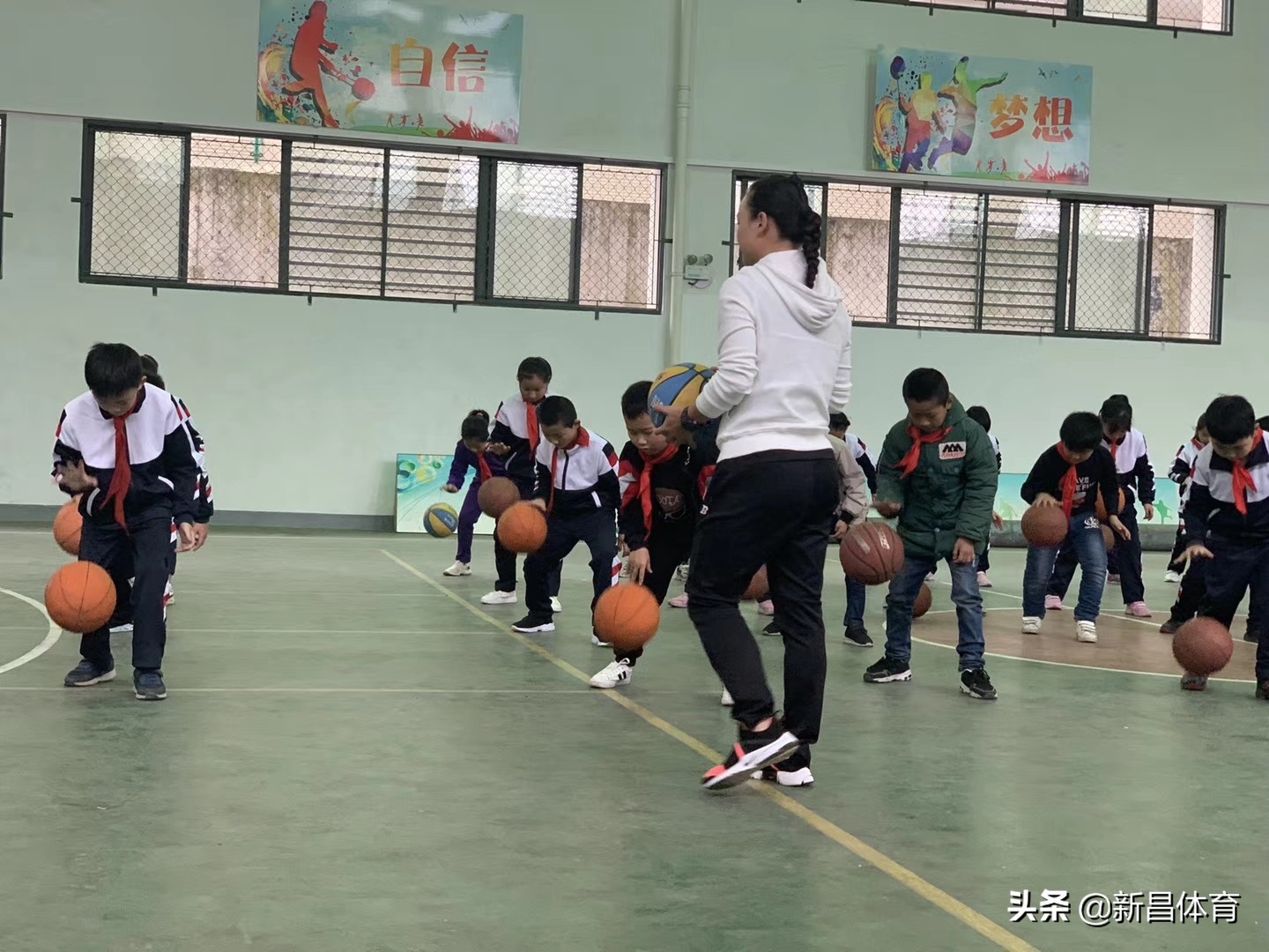 最是一年春好处全诗是什么,最是一年春好处观花赏柳正当时