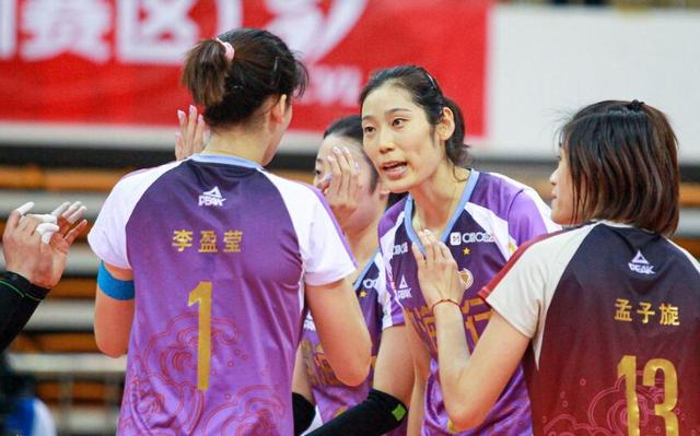 天津女排给朱婷多少年薪,天津女排姚迪朱婷李盈莹