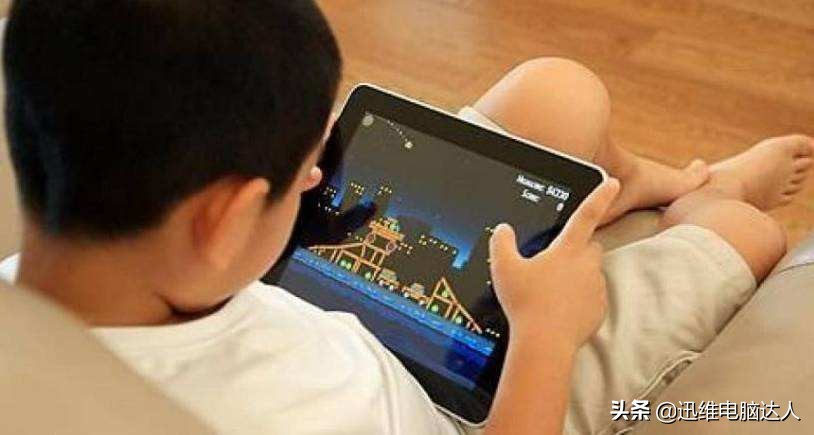 “年度最惨小学生”上人民日报：拒绝作业丢失，这iPad太好用