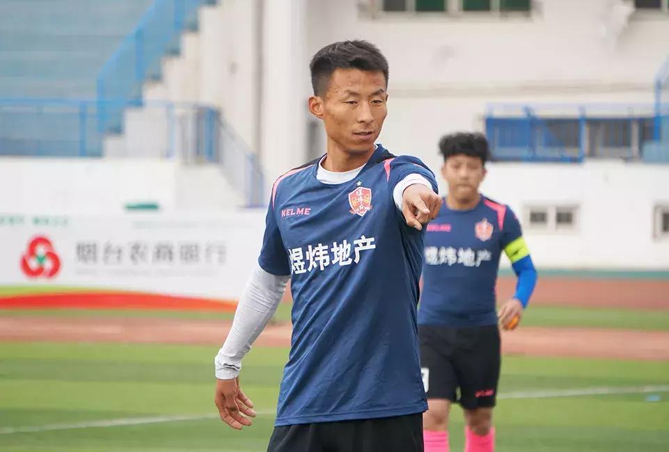 决赛日，用足球证明自己！“烟台农商银行”第五届足协杯落下大幕