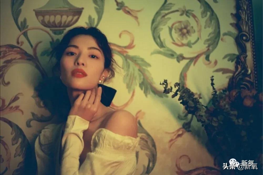 钟楚曦给网红化妆,钟楚曦百变波点