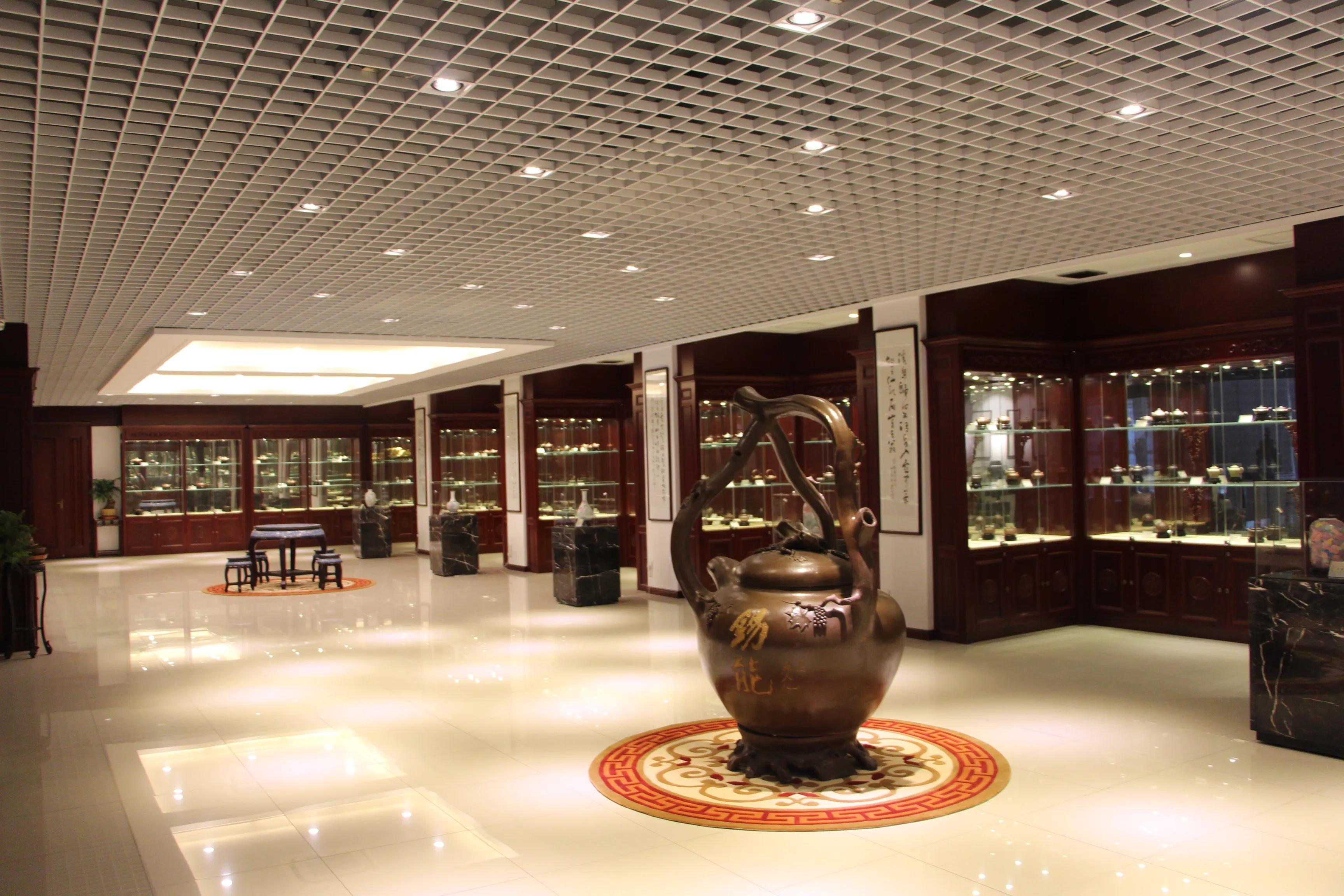 享受阳光-醉爱收藏文化的著名企业家许末兴