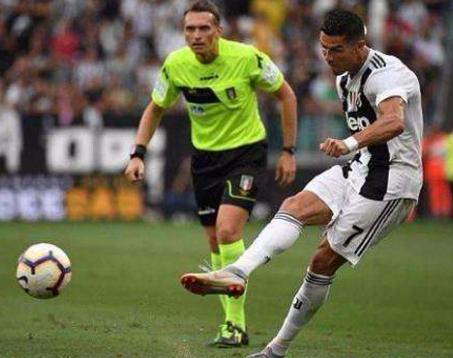 足坛十大绝技,小罗十大震惊足坛时刻