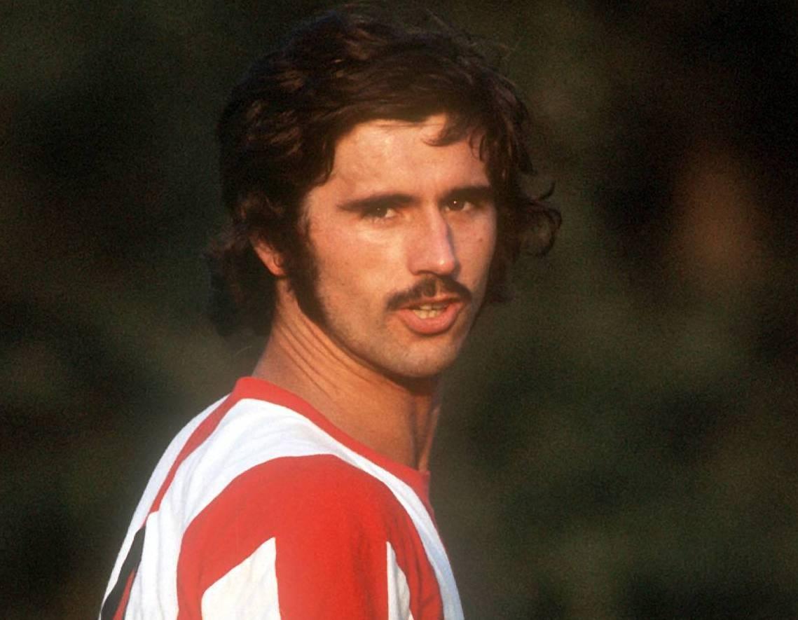 梅西20大进球纪录,梅西621粒进球全纪录