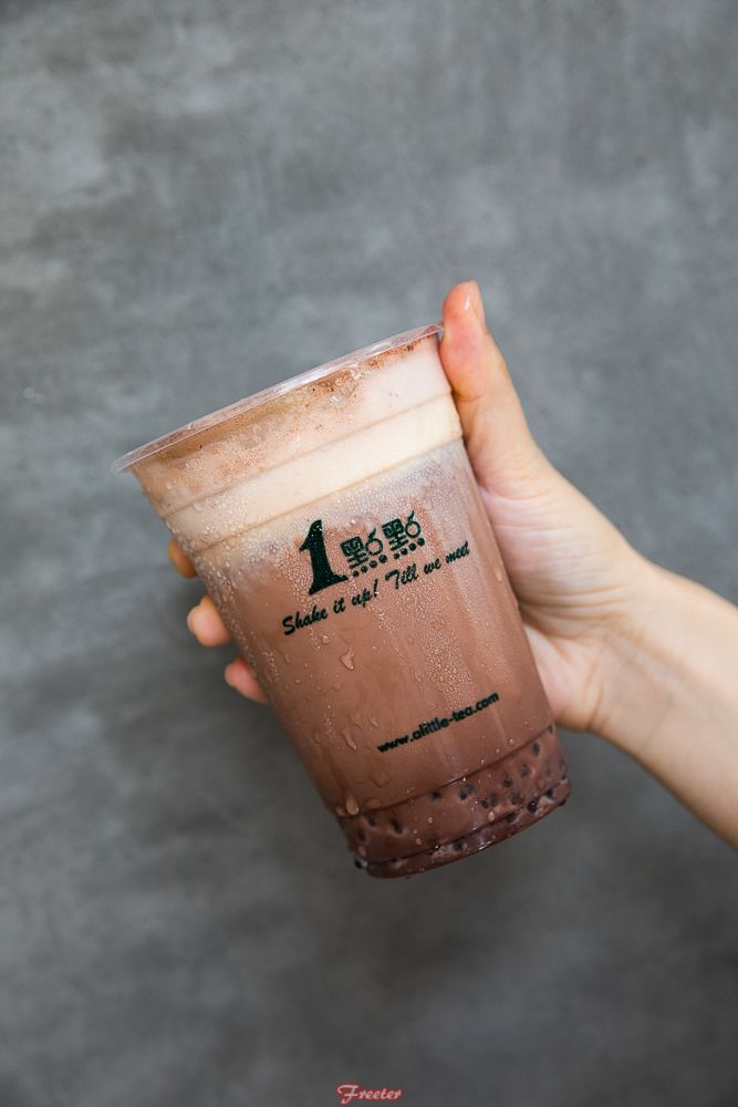 强烈推荐网红饮品打卡,头顶40度高温