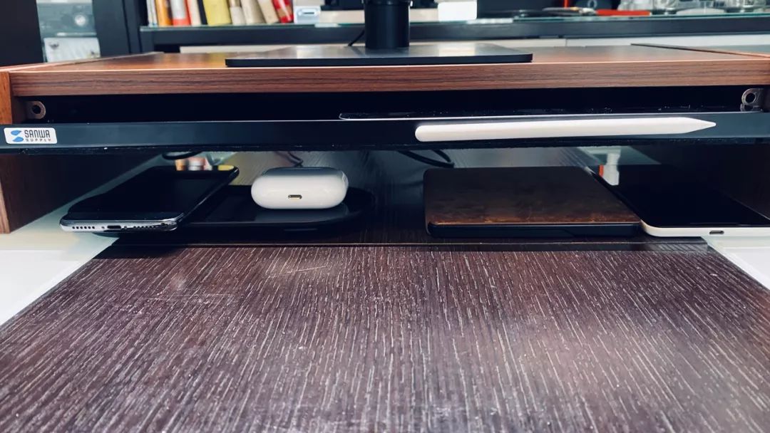 收到一件好东西，拯救了我乱成狗的桌面