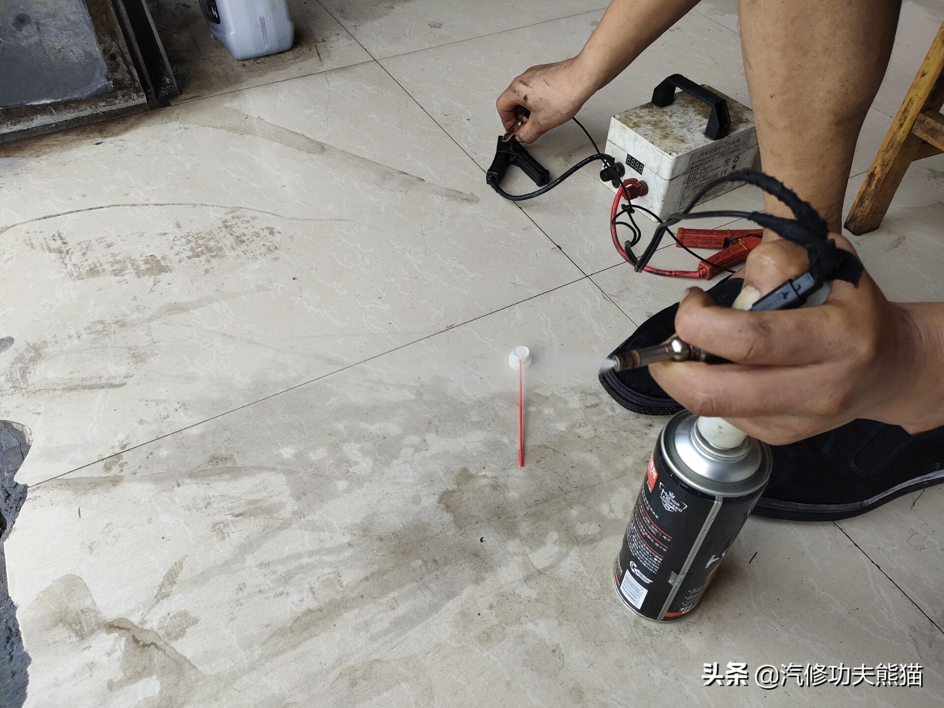 老途观发动机漏油维修,老途观涡轮增压器漏油维修多钱