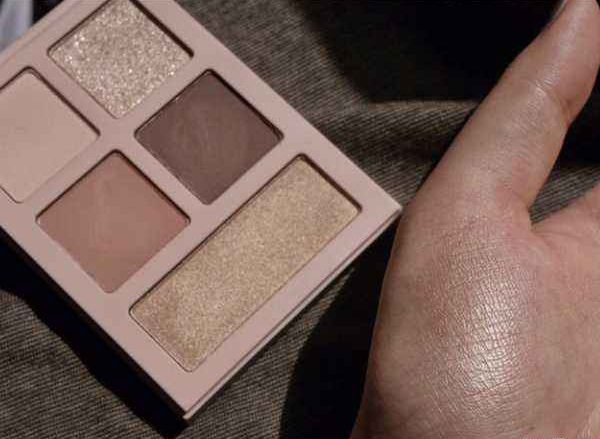 单眼皮一大一小怎么画单眼皮眼妆,单眼皮女生适合的风格