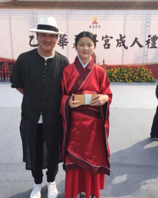 同父不同命的星二代视频,同父不同命的人