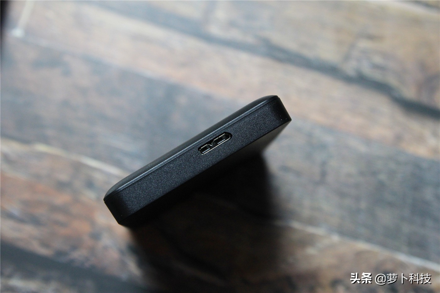 东芝移动硬盘新小黑a3优缺点,东芝移动硬盘a3和v10区别