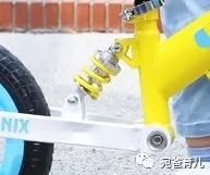 平衡车扭扭车和滑板车哪个好,一岁多买扭扭车平衡车滑板车