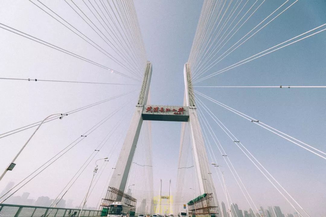 武汉的造桥水平,武汉造桥的视频