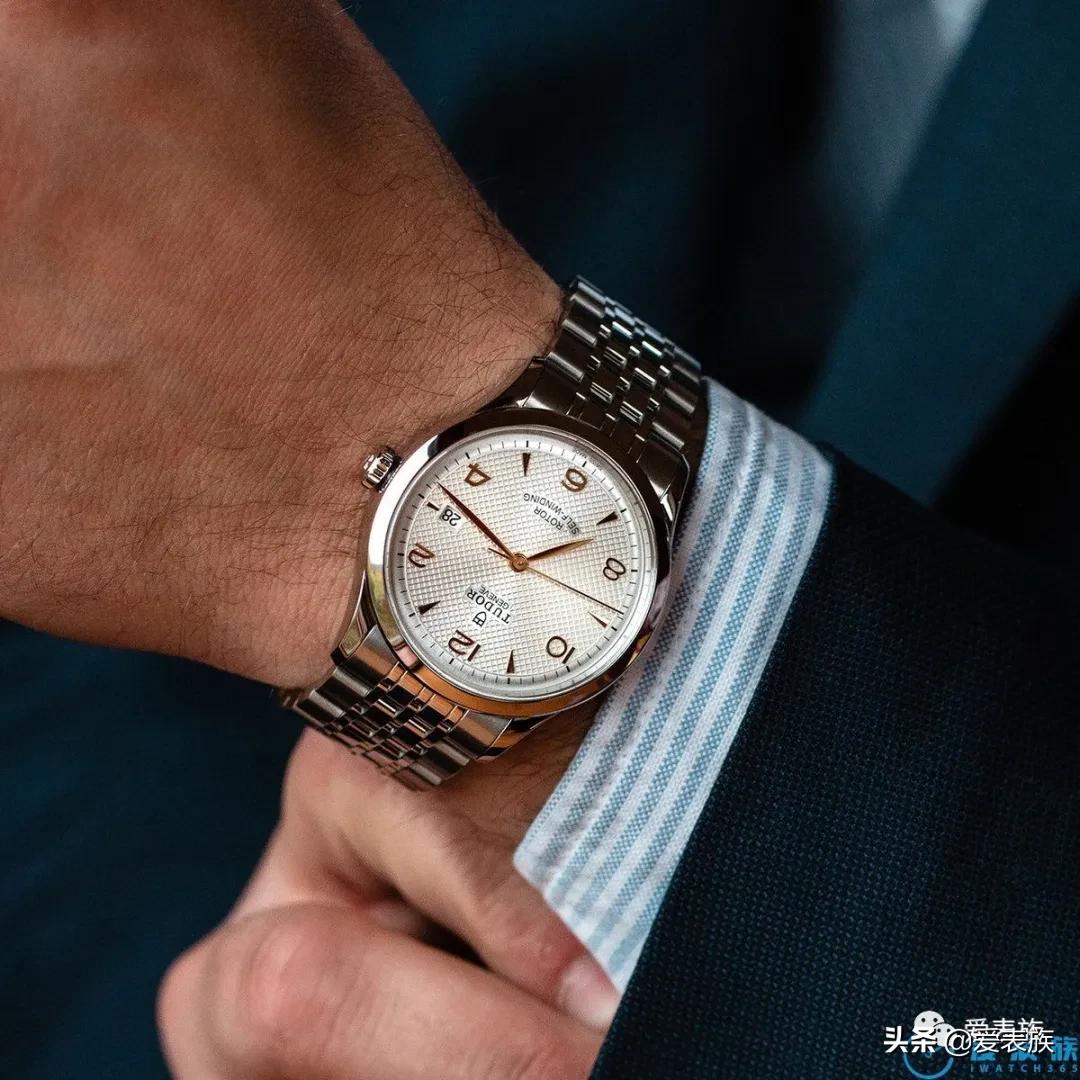 能下水的套装,帝舵1926配正装